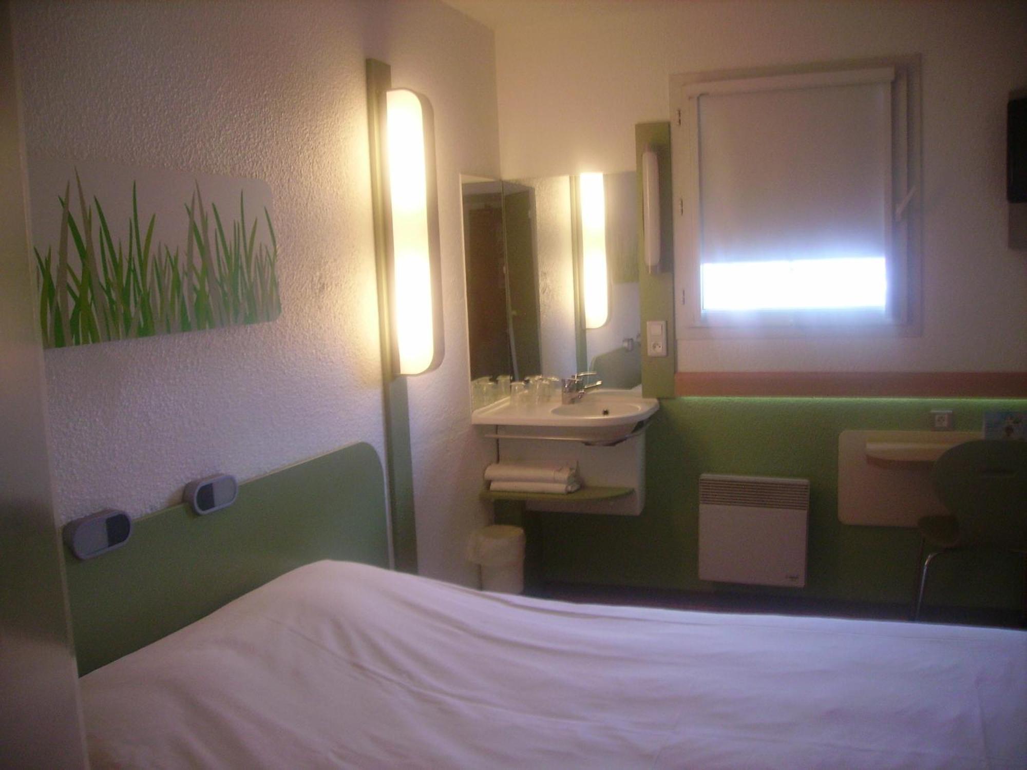 Ibis Budget Remiremont Exterior photo